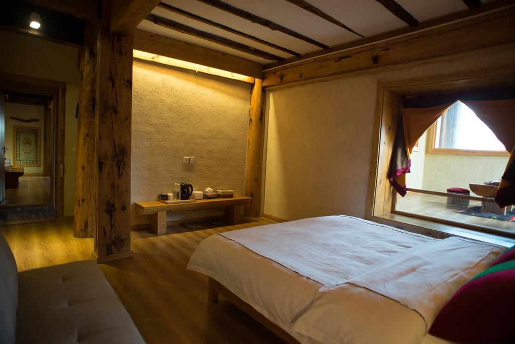 Courtyard Shangri-La 藏舍小院 ภายนอก รูปภาพ