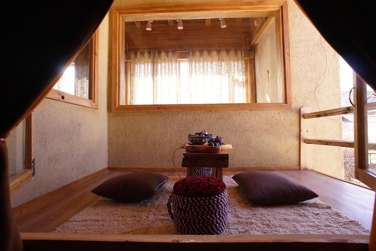 Courtyard Shangri-La 藏舍小院 ภายนอก รูปภาพ